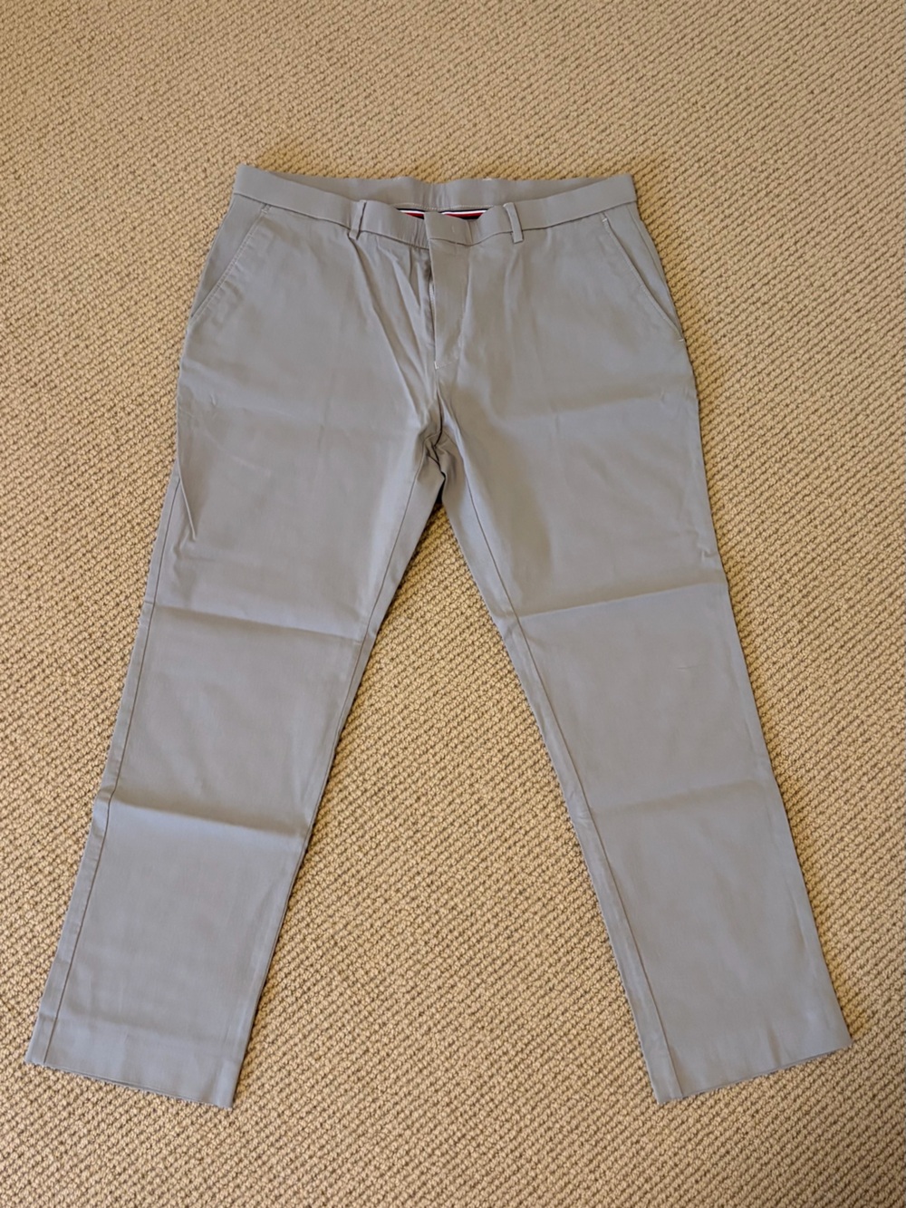 Tommy Hilfiger Men's Light Gray Chinos